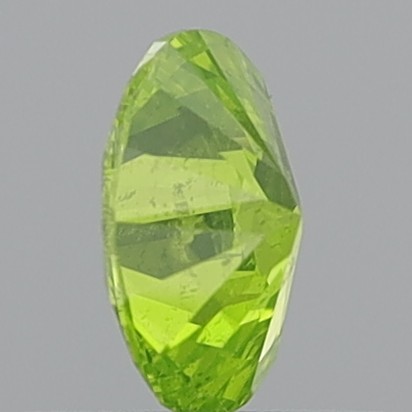 0.61 Carat Oval Brilliant Fancy Vivid Yellowish Green SI2